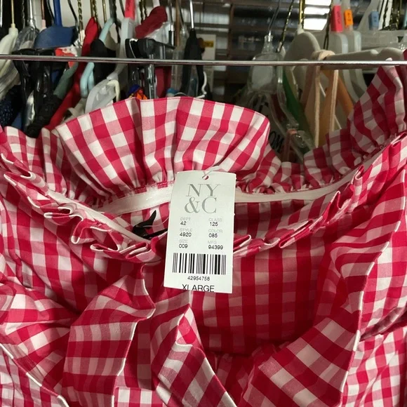 New York & Company Red and White Ruffled Blouse with Versatile Bow Tie. Size XL - Picture 5 of 6